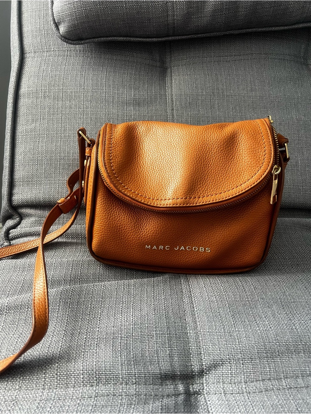 Marc Jacobs Tan Pebbled Leather Crossbody Bag with Gold Hardware